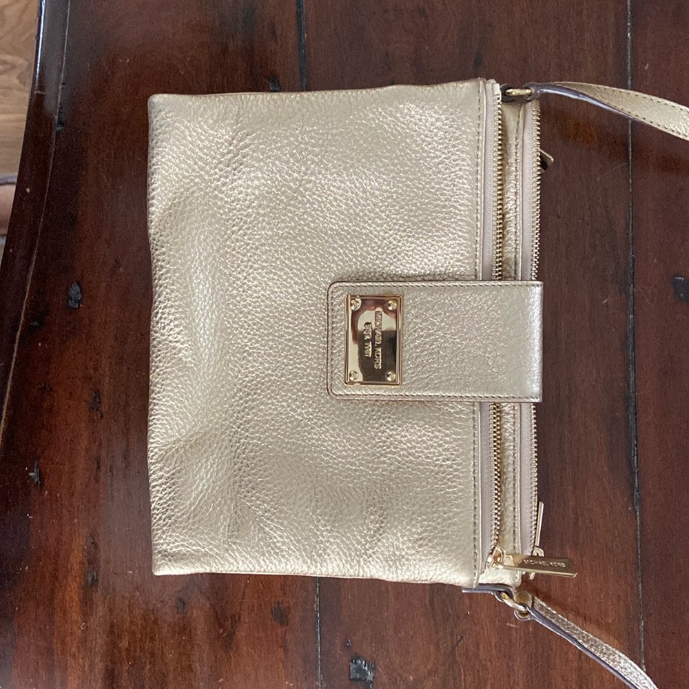 micheal Kors crossbody
